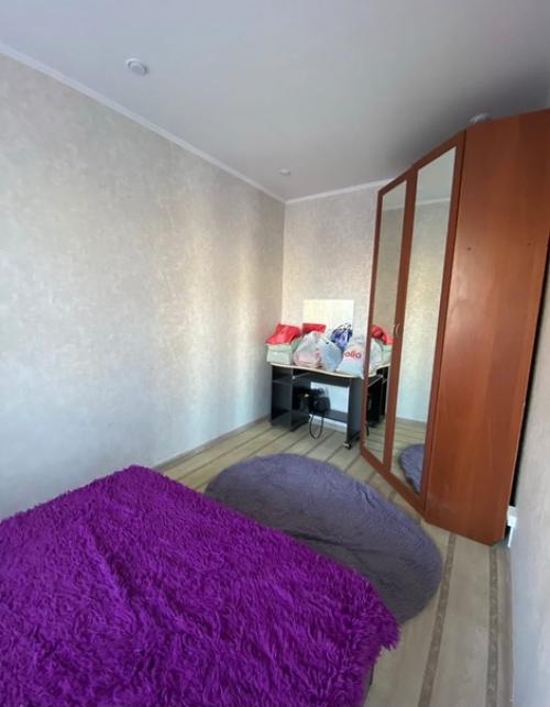 С 12 июня сдаётся евродвушка ( кухня соединенная с гостиной), спальня, гардеробная. 07