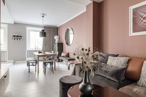 Просторная квартира. В приятной цветовой гамме. 05