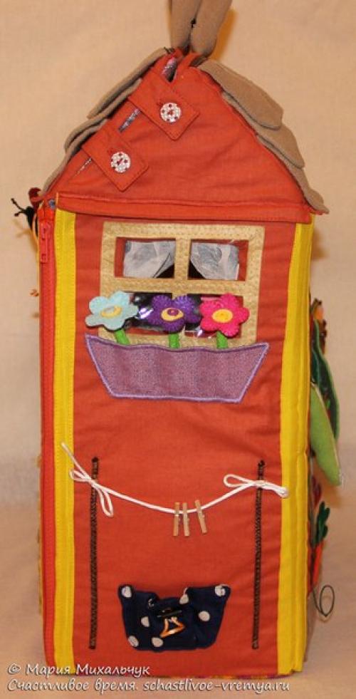 Кукольный домик с развивающими элементами - мечта для каждой девочки! 03