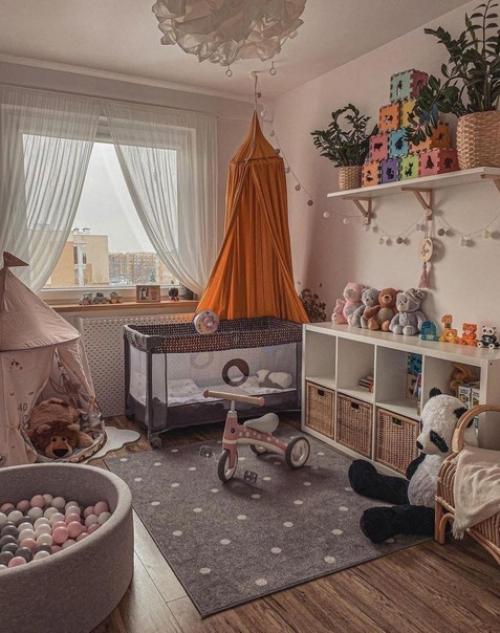 Вот когда повезло с естественным освещением в квартире. 03