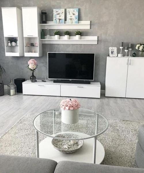 Просторная квартира. В светлых оттенках. 03