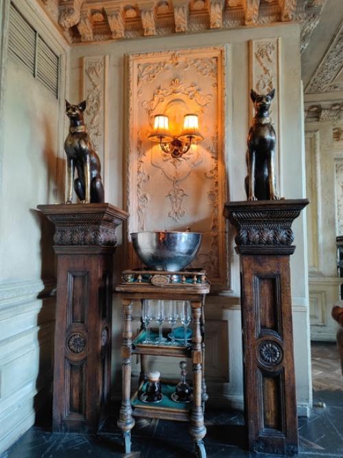 Ресторан Пушкин открылся в 1999 году. 07