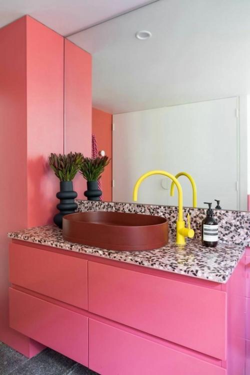 Цветная раковина - акцент в ванной. 05