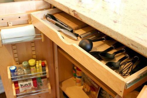 Дизайн очень маленькой кухни 3 кв. 09