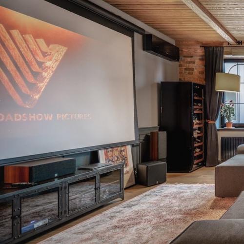 Интерьер кухни - гостиной в стиле лофт. 08