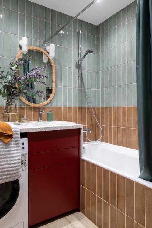 Автор этого незаурядного и насыщенного цветами интерьера - дизайнер Дарья Власова. 09