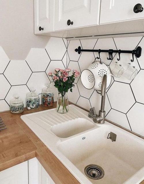 А белый цвет всё - равно будет лидером в дизайне интерьеров. 03