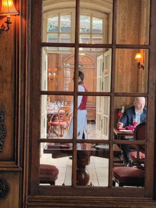 Ресторан Пушкин открылся в 1999 году. 08