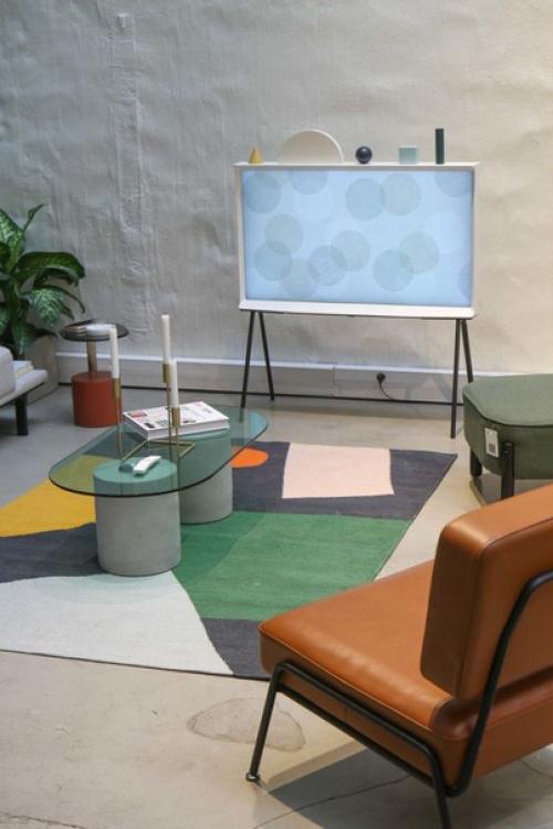 Для скандинавов очень важно, чтобы телевизор вписывался в стиль дома наравне с остальным интерьером. 04