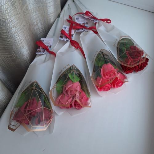 Мыльные цветы - это цветы, изготовленные из мыла или мыльной основы. 08