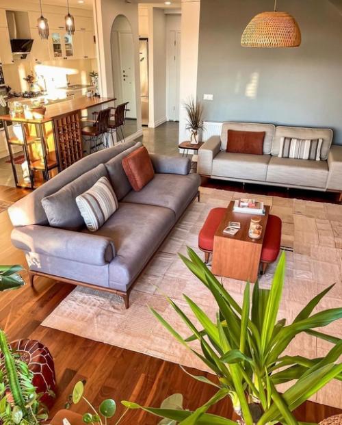 Просторная квартира. В тёплых оттенках. 05