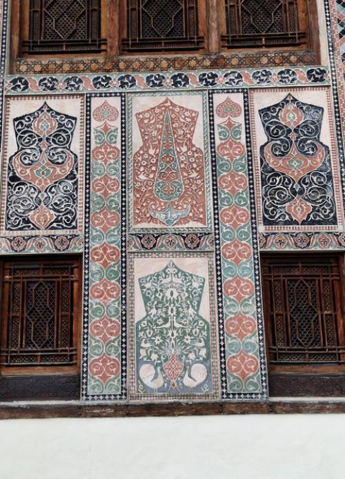 Путешествия - Наталии.  Дворец шекинских ханов считается одним из лучших на Кавказе образцов дворцовой архитектуры Xviii века. 02