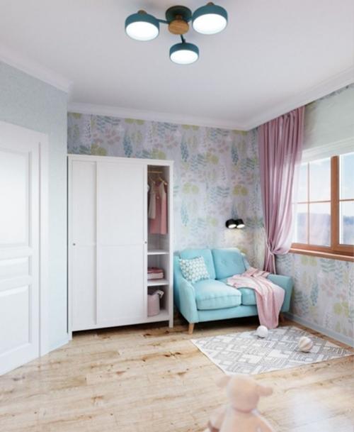 Светлый интерьер детской комнаты в частном доме, предназначенной для 6-летней девочки. 02