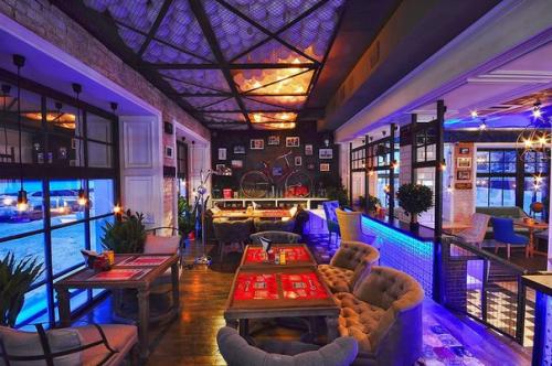 Городское европейское кафе Rolls номер 1 в Перми. 08