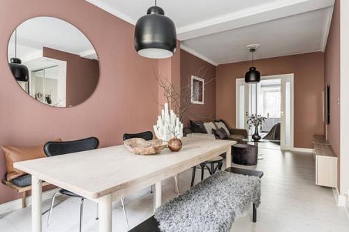 Просторная квартира. В приятной цветовой гамме. 02