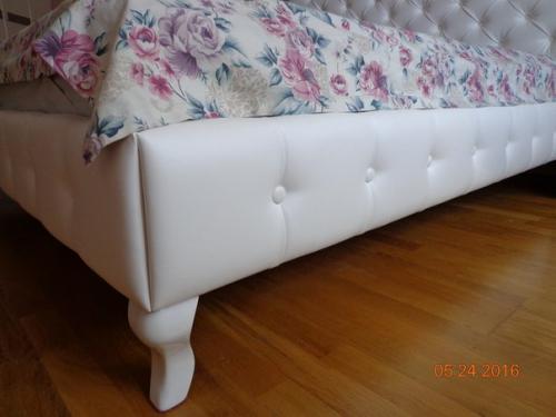 Красивая кровать Моника в классическом стиле от фабрики Sofi. 05