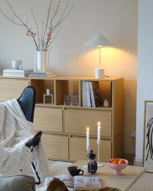 До и после: скандинавская гостиная сейчас и в 2020 году (фото 8 и 9. посмотрите, как сильно изменился стиль интерьера за последние два года! 03