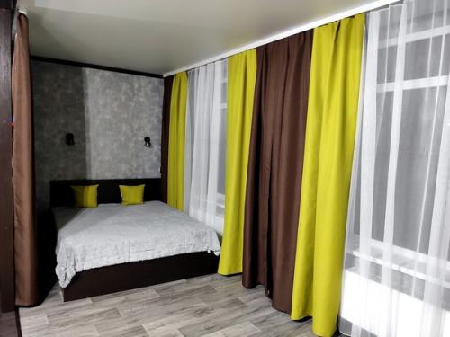 Моя квартира, раньше была однушка, решили снести перегородки и превратить в студию. 06