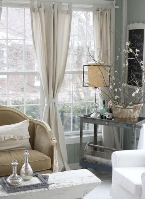 Лен - один из древнейших видов тканей, используемый во многих областях жизни человека. 04