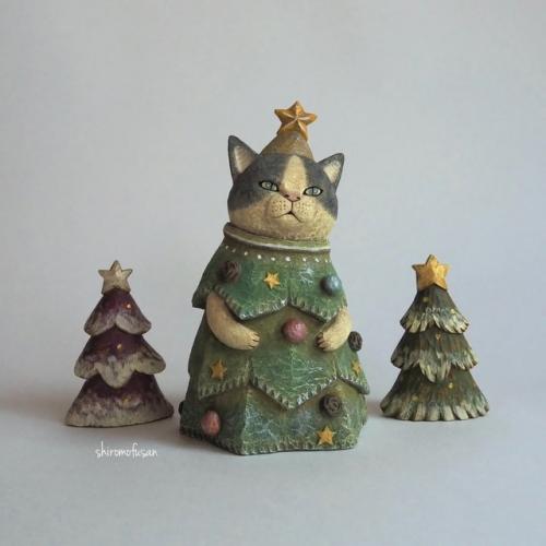 Сиро мофу (Shiro Mofu) вырезает из разных пород древесины чудесных котиков, каждого со своим характером. 02