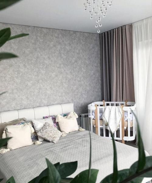 Просторная квартира. В светлых оттенках. 06