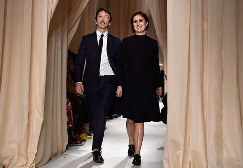 Мария грация кьюри и Пьерпаоло пиччоли - креативные директора Valentino с 2007 год по сегодняшний день. 03