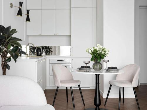 Французский акцент в московской квартире. 01