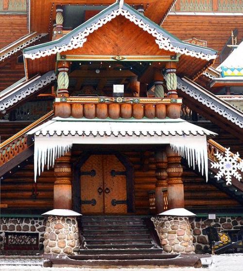 Русский дом в буквальном смысле. 01