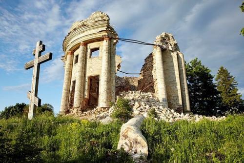 Заброшенные места Петербурга и его окрестностей. 03