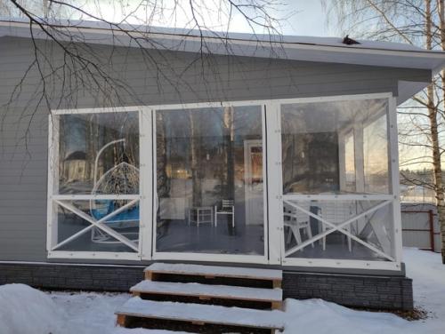 Про веранды.   У меня все время была навязчивая идея, если жить загородом, то большую часть времени проводить на веранде. 03