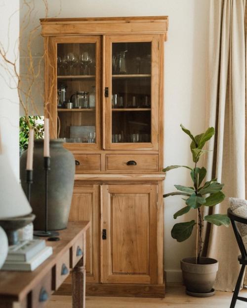 Интерьер этого дома буквально купается в естественном свете, создавая невероятно уютную атмосферу. 08