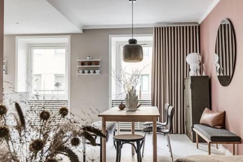 Просторная квартира. В приятной цветовой гамме. 03