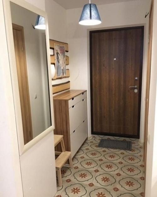 Простой интерьер моей студии, без каких либо излишеств. 05