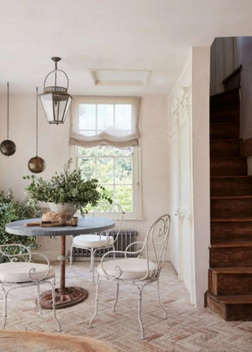 Спокойная классика. Дизайнер Роуз юниейк обновила интерьер старинного дома Xvii века для комфортного проживания большой семьи. 03