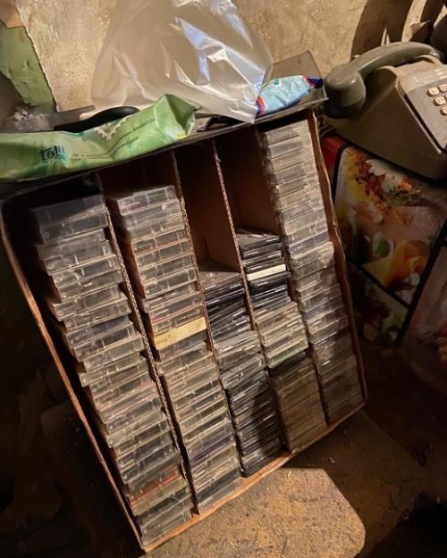 За фасадами красивого Петербурга все меньше и меньше атмосферы прошлого. 04