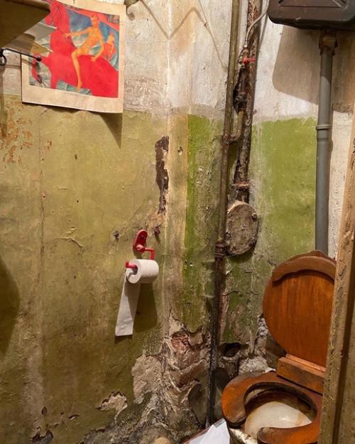 За фасадами красивого Петербурга все меньше и меньше атмосферы прошлого. 01