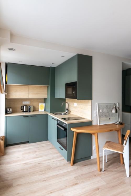 Интерьер компактной квартиры - студии 25 м 2 в Париже, Франция. 06