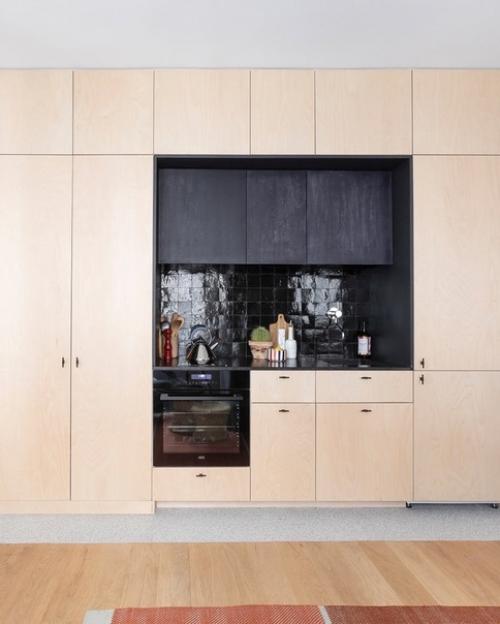 Французский архитектор Элен паоли реконструировала маленькую квартиру в 14-м округе Парижа. 02