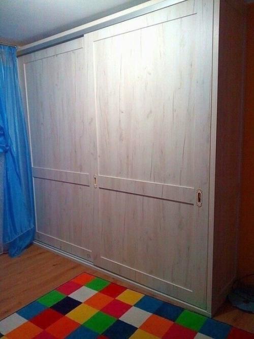 Решили самостоятельно сделать шкаф дома.