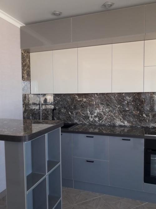 Мы приветствуем.  Сочетание цветов в интерьере кухни, без всякого преувеличения, самая важная вещь! 02