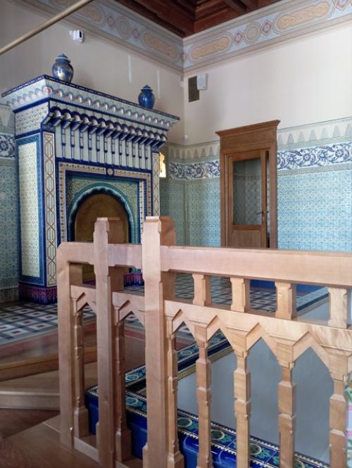 Александровский дворец - место, где с 1905 года постоянно проживала семья Николая второго, и отсюда же отправилась в ссылку в августе 1917 года. 09