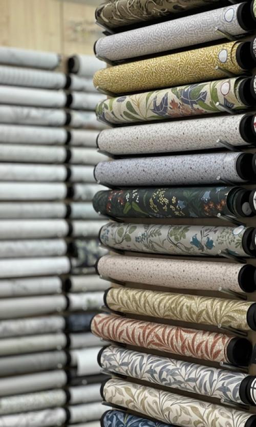 Преобразите свой дом с разноцветными обоями: яркость и стиль в одном дизайне! 05