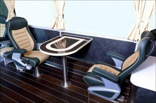 Троллейбусы достойные монарха. 04