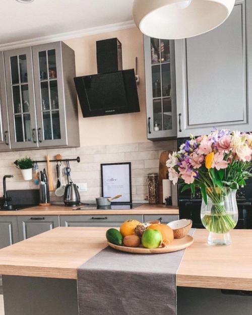 Уютная скандинавская кухня 19 кв. 07