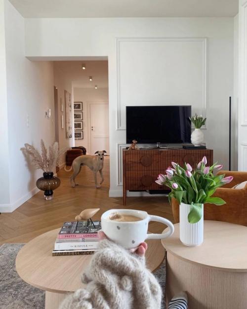 Хозяйка этого чудесного дома мечтала о жизни в Париже и воплотила свои желания в Гдыне. 01