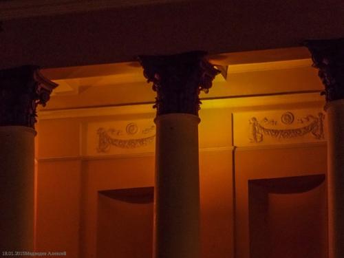 Дворец культуры построен по заказу и на средства верх - исетского металлургического завода в 1952-1957 годах. 02