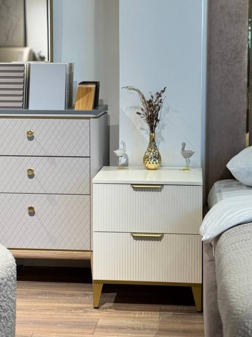 3 миниатюрные прикроватные тумбы, которые станут изюминкой вашей спальни. 02