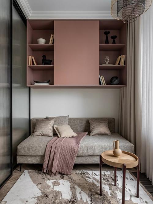 Грамотная планировка позволила создать зонирование без перегородок. 02