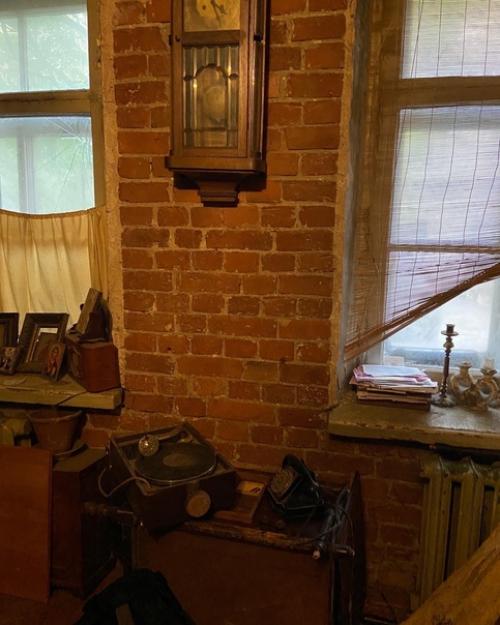 За фасадами красивого Петербурга все меньше и меньше атмосферы прошлого. 06