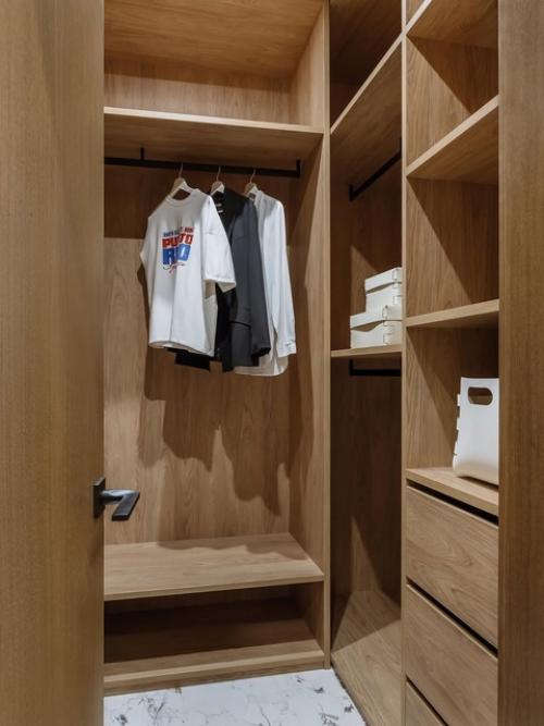 Элегантная квартира с яркими акцентами для девушки - студентки. 06